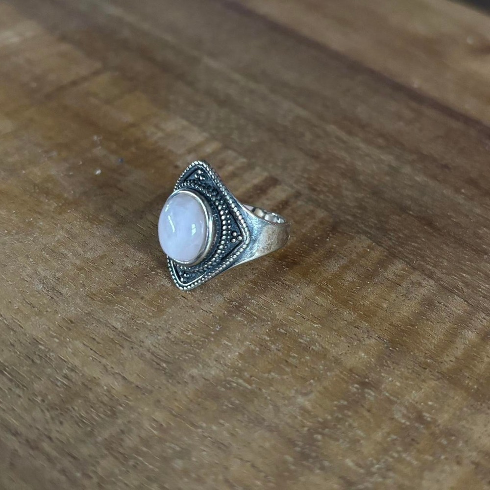 Rose Quartz ring